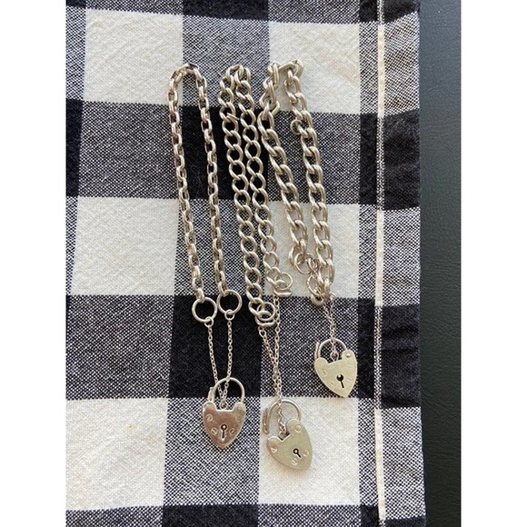 Vintage Sterling Silver Heart Clasp Lock Padlock Charm Bracelet LOCKET - Picture 2 of 9